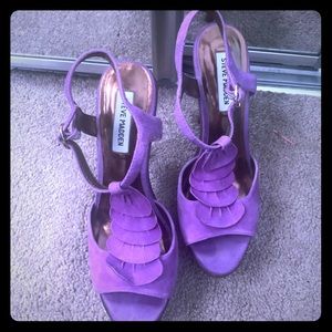 Lilac colored Steve Madden Truffle T-Strap sandal